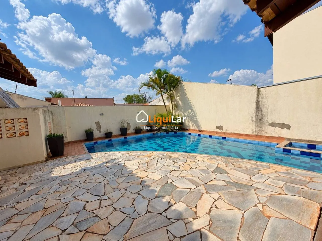 Imagem Casa Térrea no Cidade Jardim | 3 Quartos, Suíte, Piscina e Área Gourmet