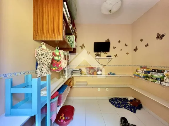 Imagem Casa de Condomínio em Parque Dom Henrique - Cotia