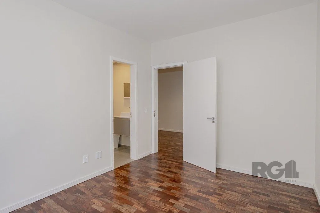 Imagem Apartamento totalmente reformado 2 dormitórios com 2 suítes, localizado no bairro Santana.