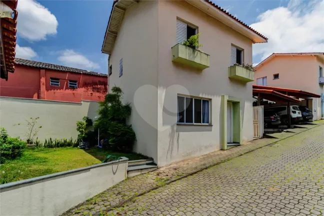 Imagem Casa à venda com 3 quartos, sendo 1 suíte, no condomínio Villa Bella, São Paulo - SP