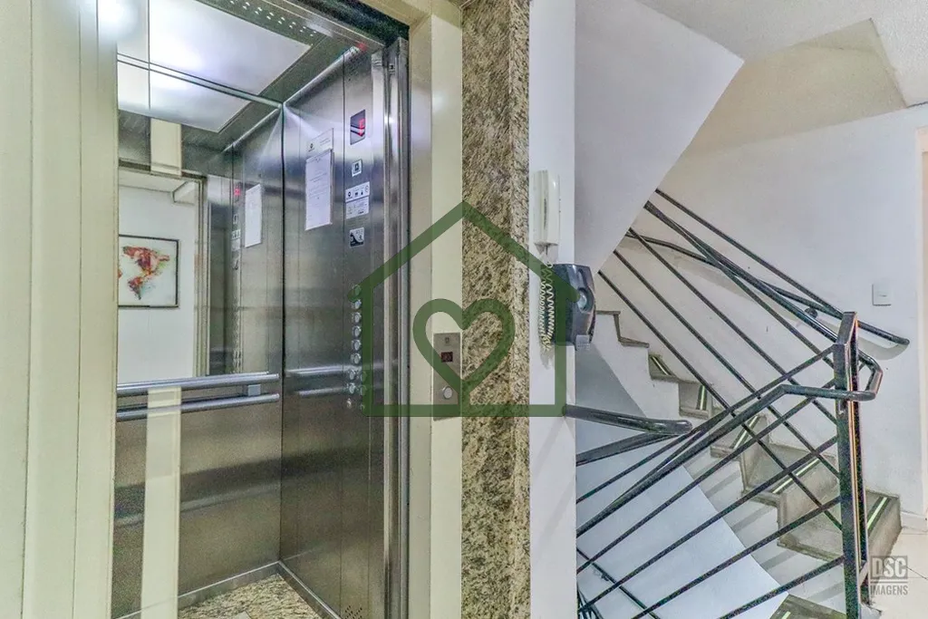 Imagem EXCELENTE OPORTUNIDADE A POUCOS METROS DA AVENIDA JOÃO WALLIG. 
 
Apartamento com 2 dormitórios, s...
