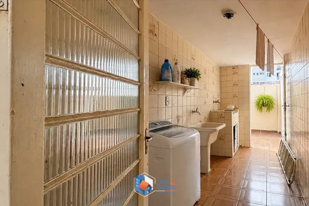 Imagem Casa à venda 3 Quartos 4 Vagas 252M² Vila Marari São Paulo - SP