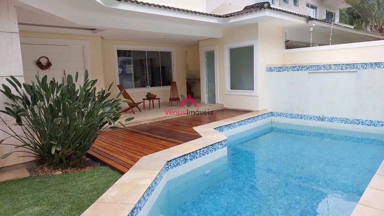 Imagem Casa para Venda, Barra da Tijuca, 4 dormitórios, 4 suítes, 5 banheiros, 2 vagas