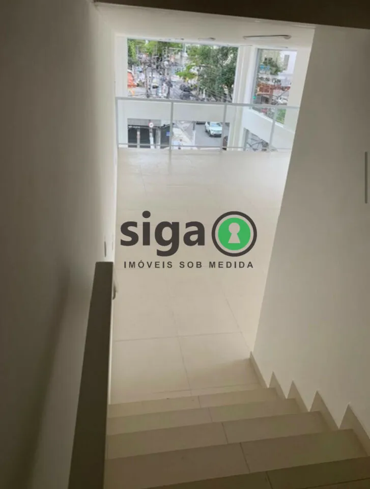 Imagem Prédio Comercial/Residencial com 328 m², 3 Andares + Rooftop, 2 Vagas