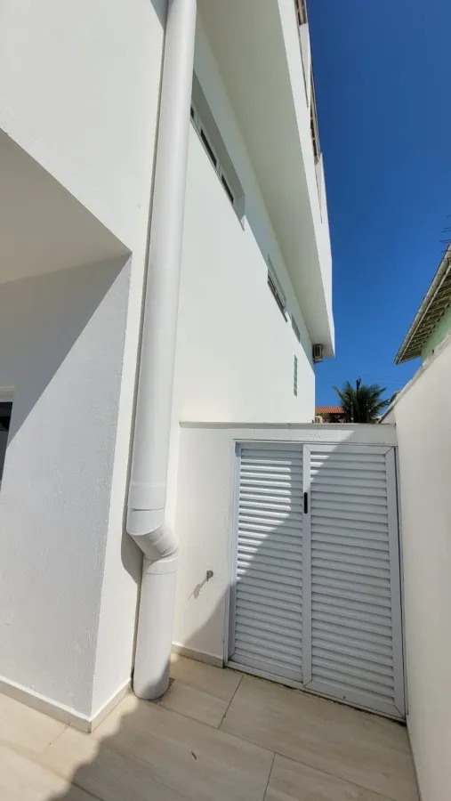 Imagem Casa para Venda em Itanhaém, Vila São Paulo, 4 dormitórios, 4 suítes, 2 banheiros, 3 vagas