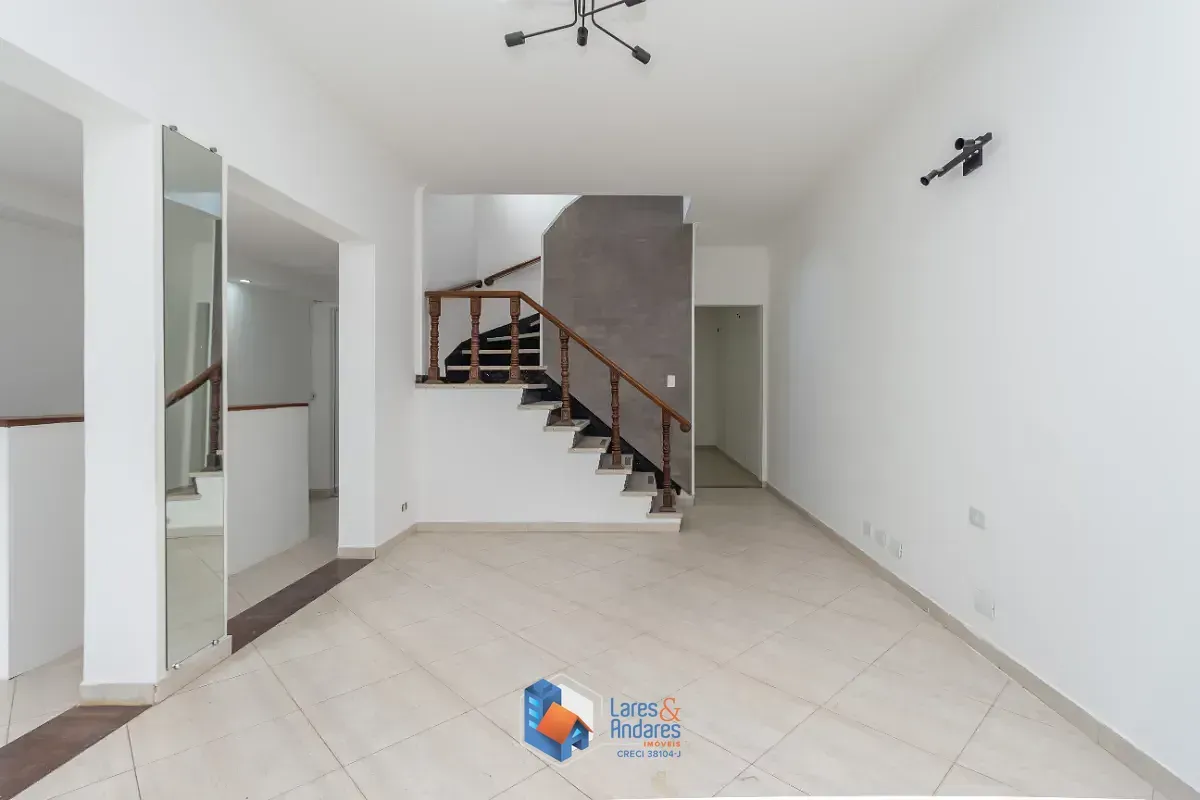 Imagem Casa comercial para venda em Água Fria, 234m²
