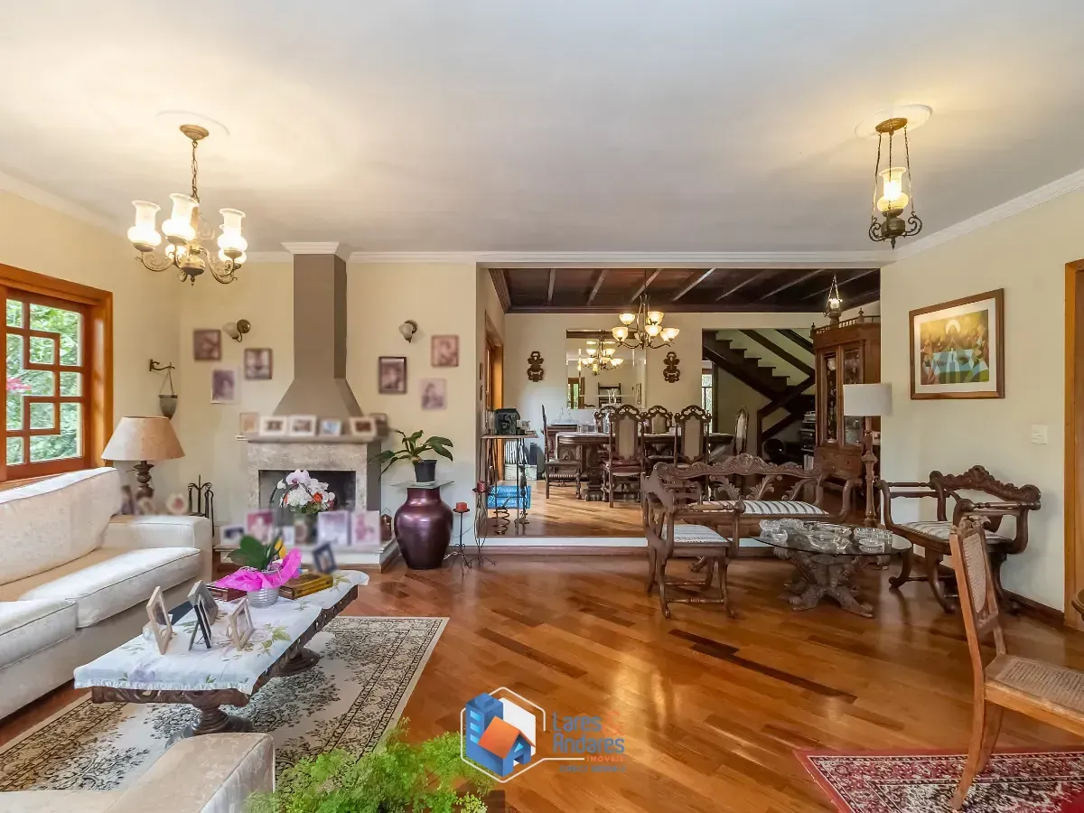 Imagem Casa no condomínio Chácara Vale do Rio Cotia para venda com 4 quartos, sendo 1 suíte, 336m²