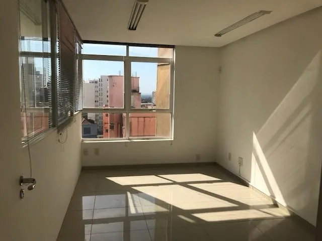 Imagem Sala comercial à venda em Porto Alegre, Centro Histórico