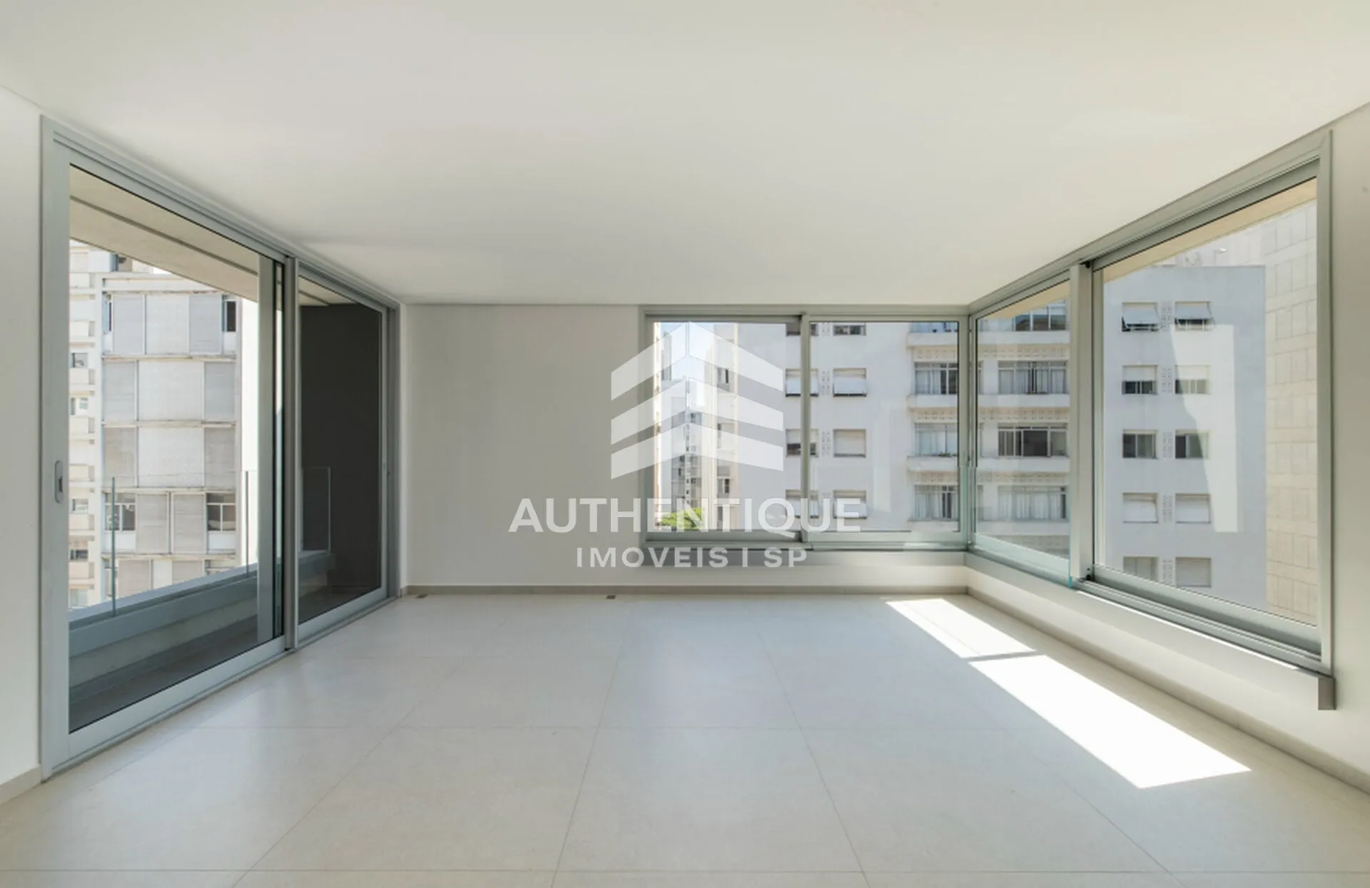 Foto do imóvel Uri Itaim Bibi - Apartamento à venda em São Paulo/SP em Rua Urimonduba, 89 - Itaim Bibi, São Paulo - SP