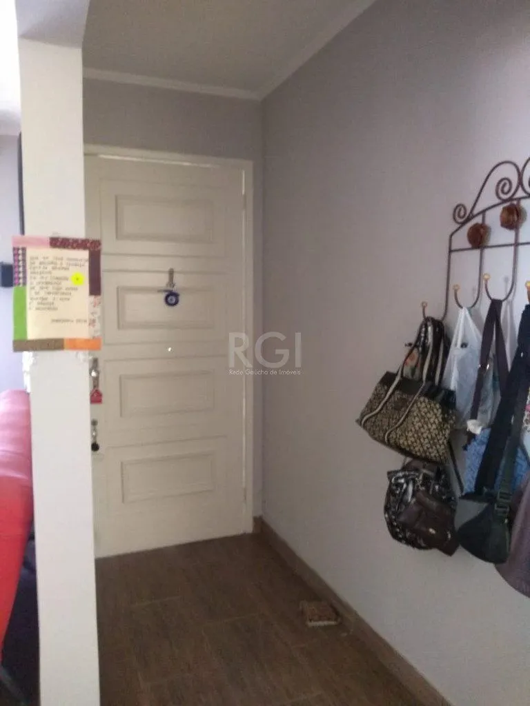 Imagem Casa para Venda - 254m², 3 dormitórios, 2 vagas - Sarandi