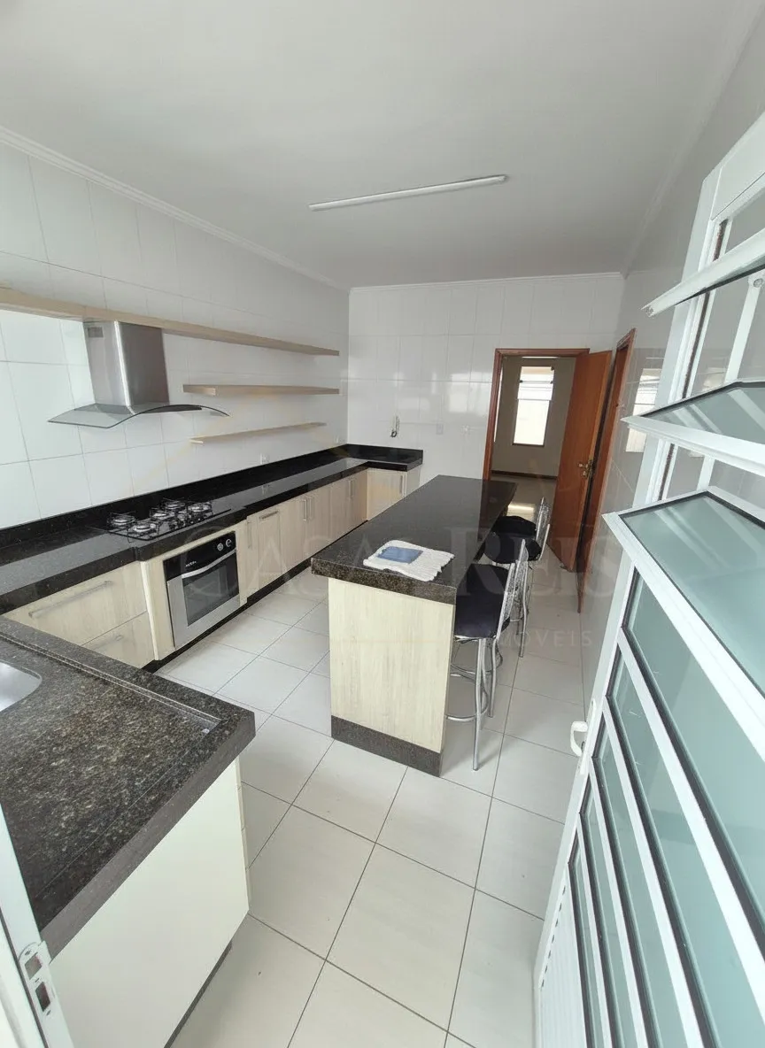 Imagem Casa 3 quartos à venda em Jardim Centenário, Poços de Caldas