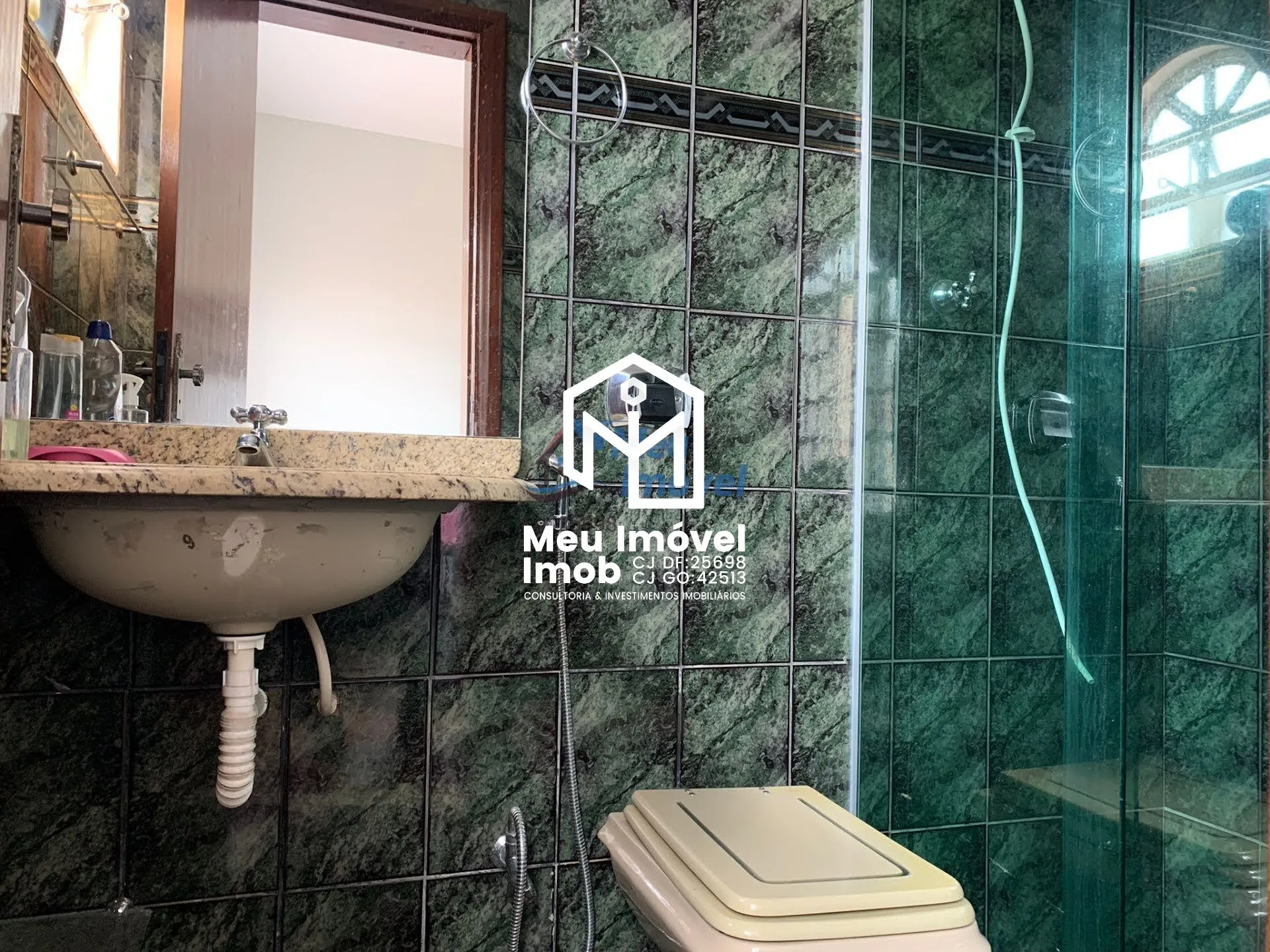 Imagem Casa Sobrado 5 Quartos 5 Suítes 2 Vagas 400m² Reformado