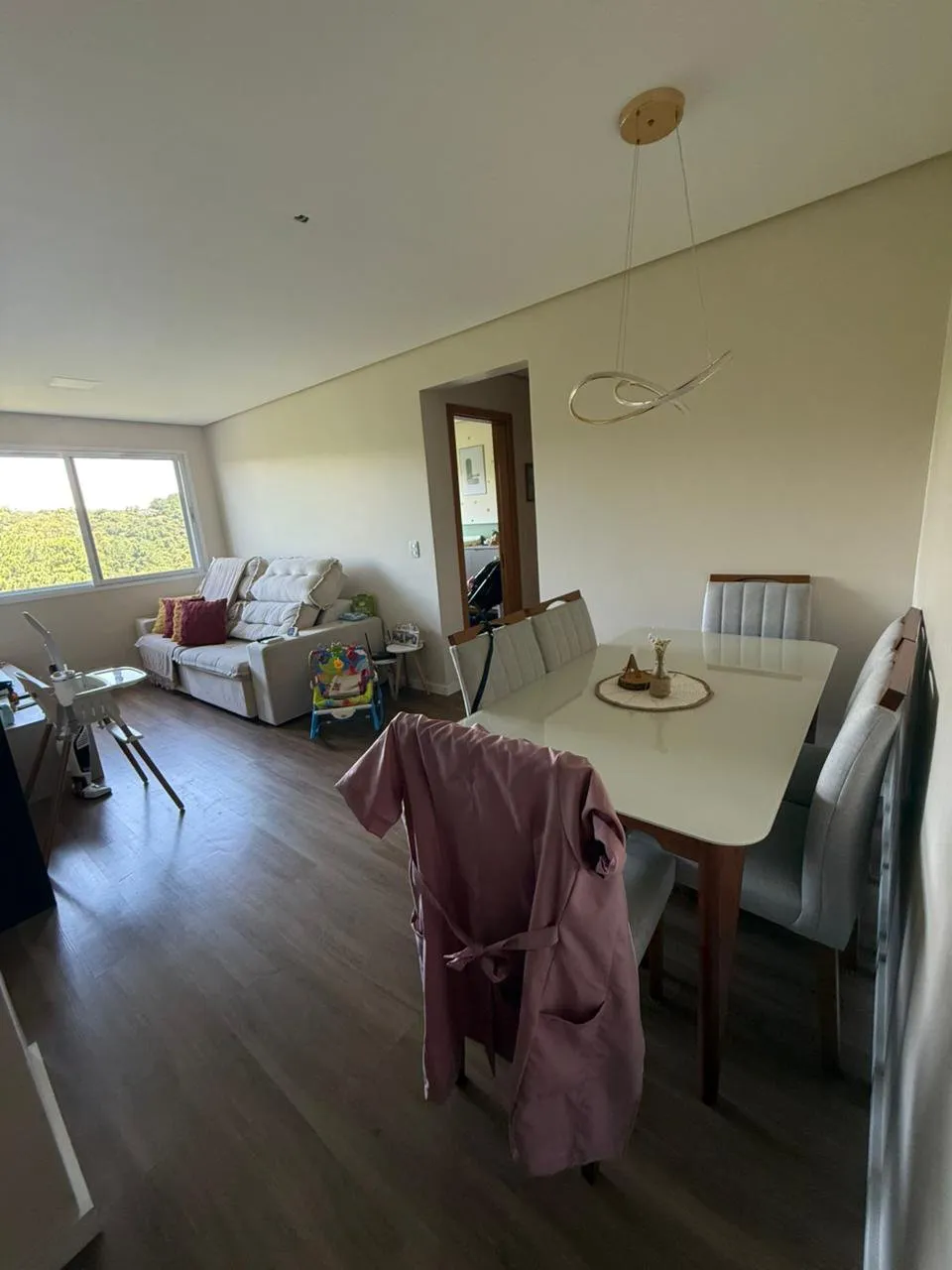Imagem Apartamento c/ suíte e móveis sob medida à venda no Partenon.