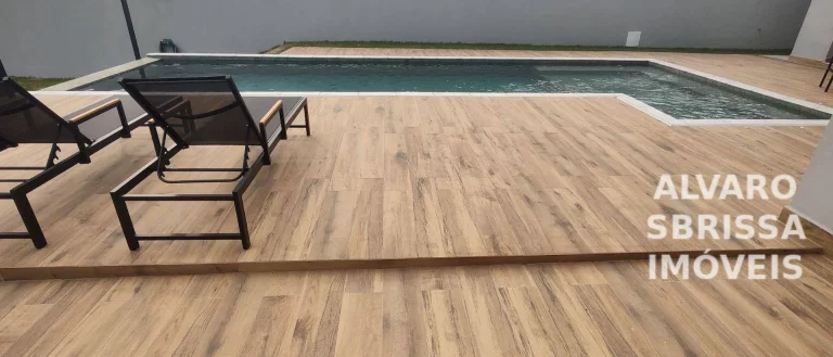 Imagem Linda casa com 4 sítes no Condomínio Parque Xapada Ytu: - 1000m2.at 415m2.ac