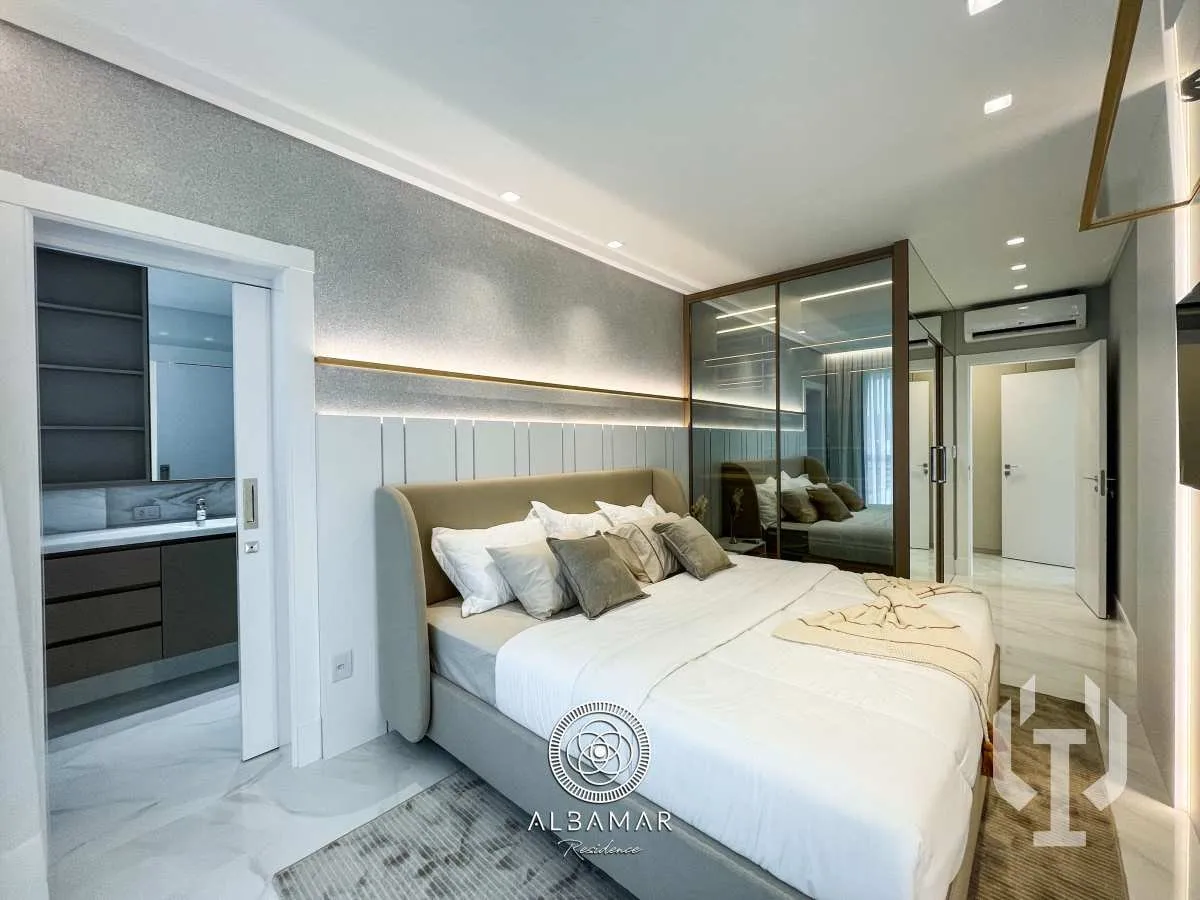 Imagem Apartamento à venda, no Albamar, em Itapema, Meia Praia, com 4 quartos, 255m2