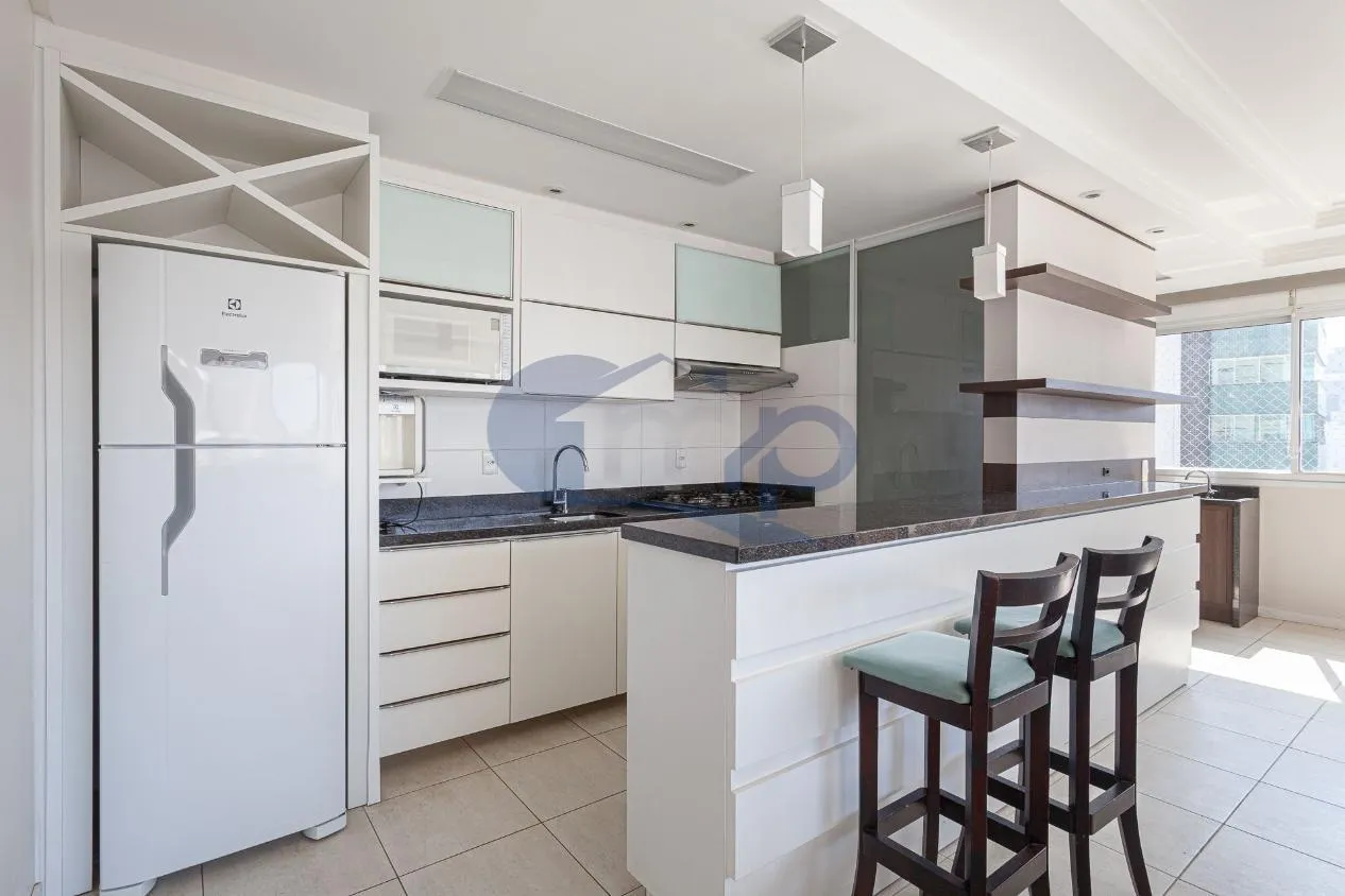 Imagem Apartamento a venda com 2 dormitorios no centro de Torres/RS