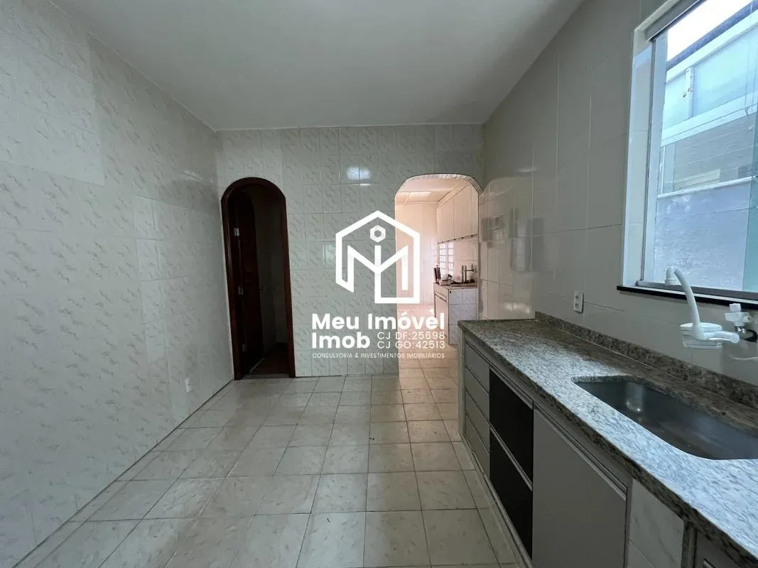 Imagem Casa 4 Quartos 2 Suítes 4 Vagas 300m² Taguatinga/DF