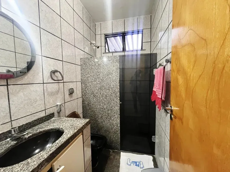 Imagem Casa para Venda em Fortaleza, Parquelândia, 3 dormitórios, 2 banheiros, 4 vagas