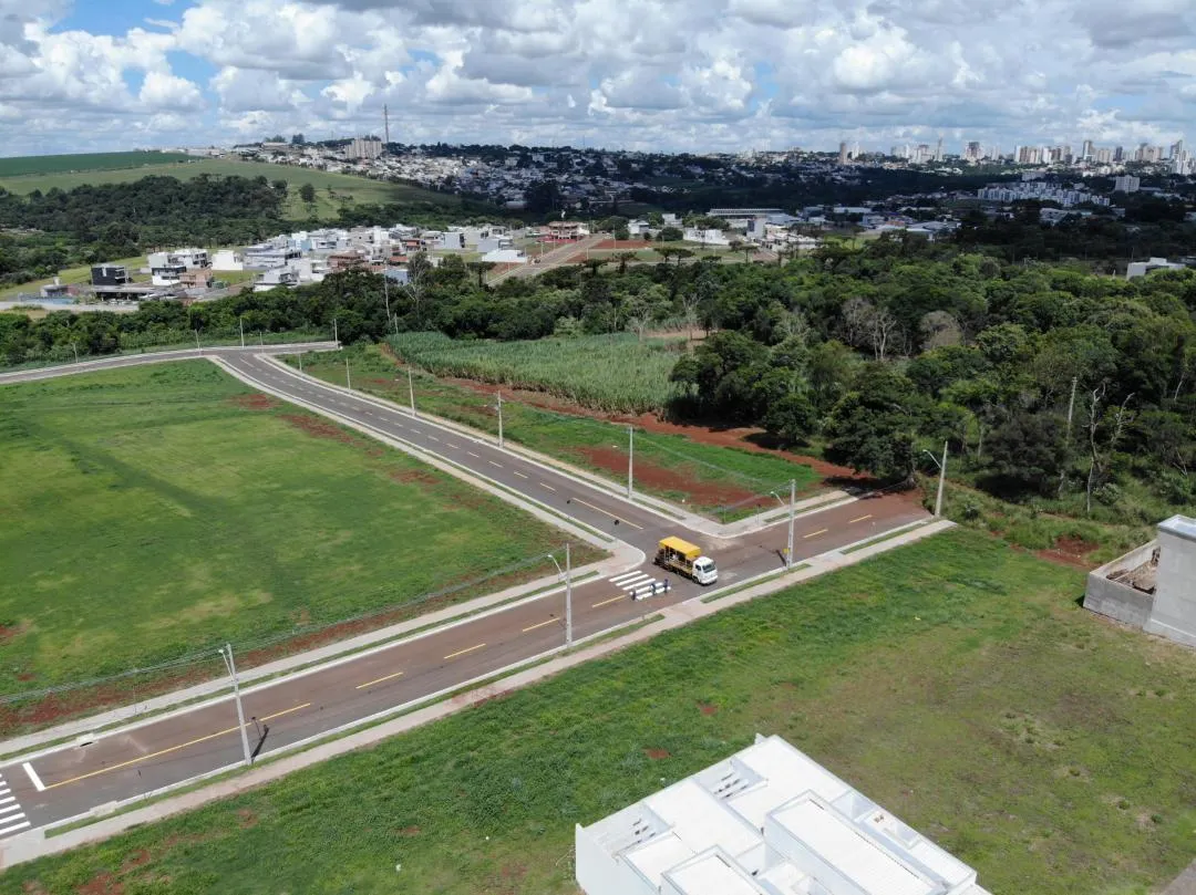 Imagem Terreno à venda em Cascavel, no bairro Colinas Tropical II