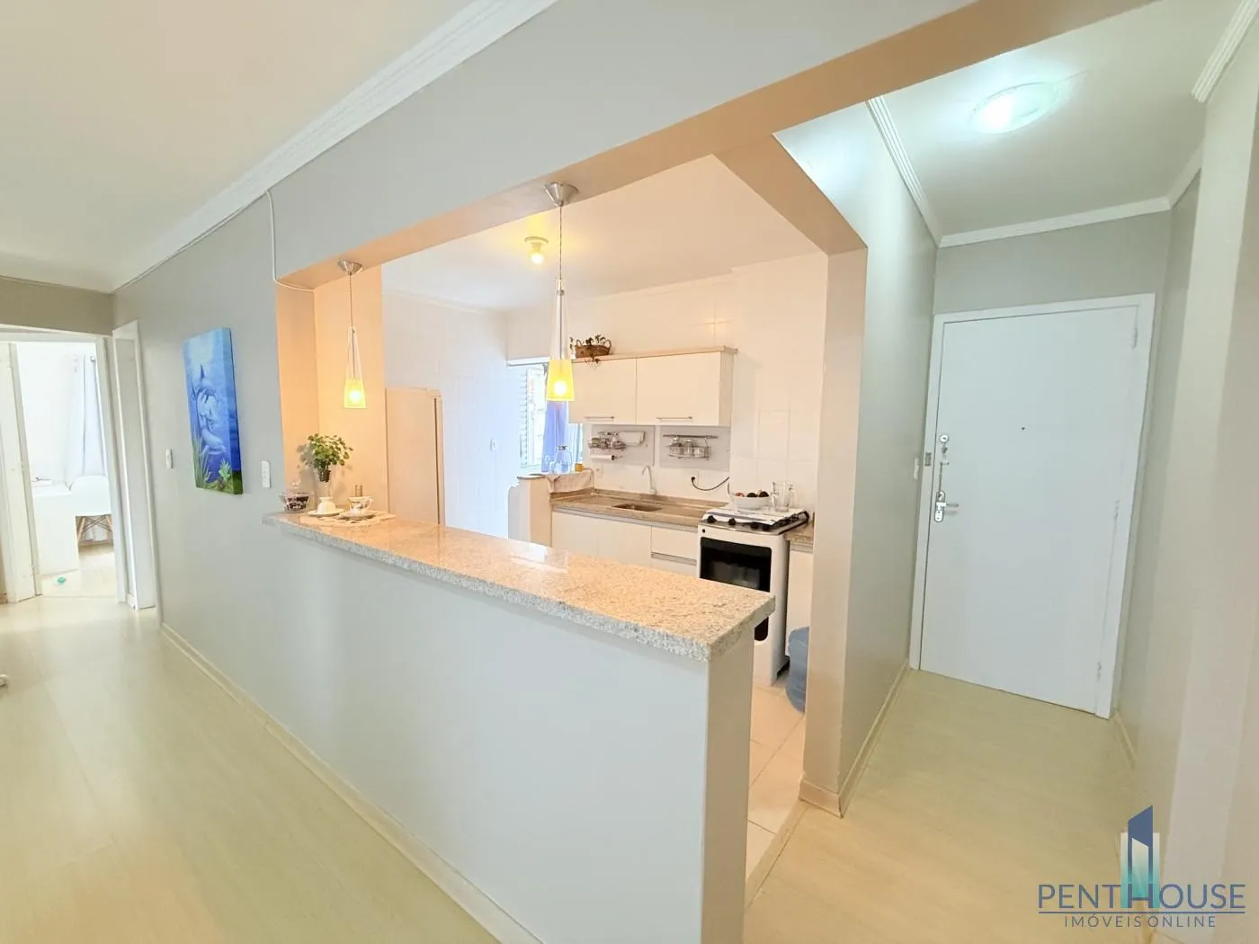 Imagem Apartamento Zona Central para Venda em Balneário Camboriú, CENTRO, 2 dormitórios, 1 suíte, 2 banheiros, 1 vaga