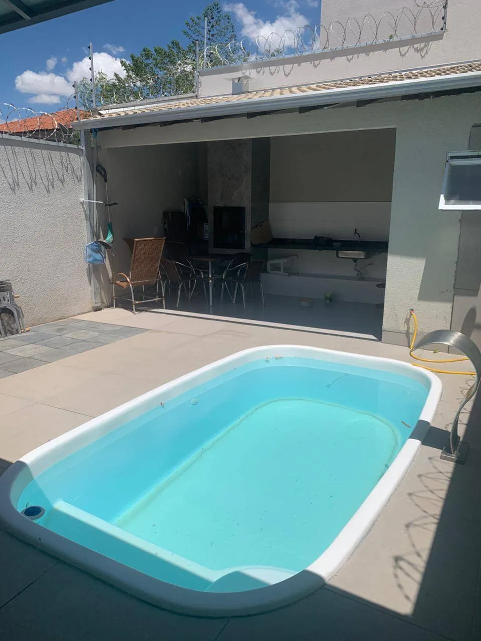 Imagem Casa com 3 quartos Sendo 1 Suite Bairro Santa Cruz