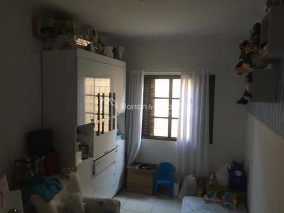 Imagem Linda casa á venda à venda em Condomínio Fechado em Valinhos/SP. 3 dormitórios, 1 suíte, 2 banh...