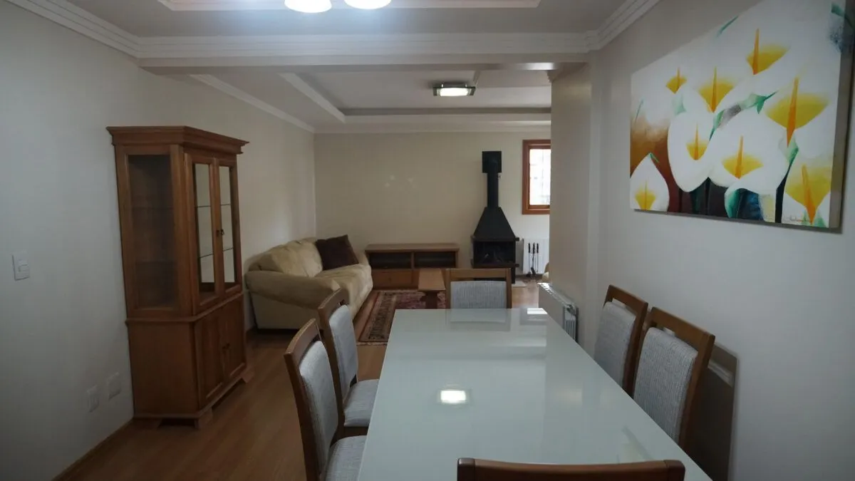 Imagem Apartamento no Centro de Gramado de 2 dormitórios e vaga