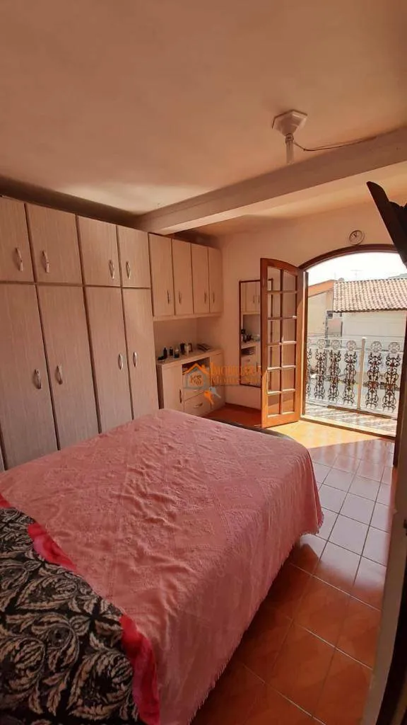 Imagem Sobrado com 6 dormitórios à venda, 257 m² por R$ 720.000,00 - Jardim Santa Clara - Guarulhos/SP