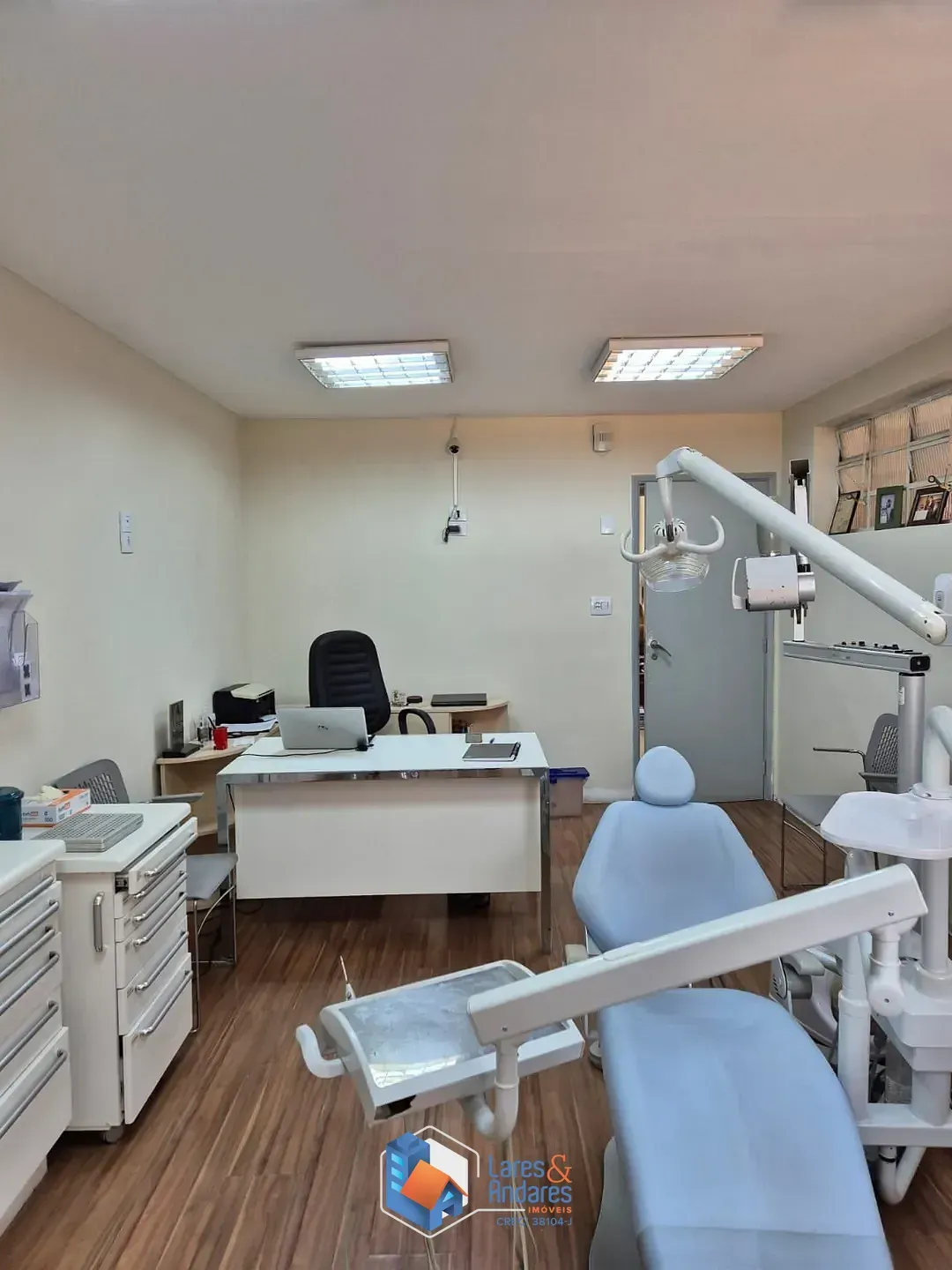 Imagem Casa comercial para venda em Vila Romana, 300m²
