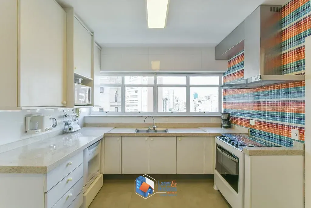 Imagem Apartamento à venda 3 Quartos 3 Suites 3 Vagas 209M² Vila Nova Conceição São Paulo - SP
