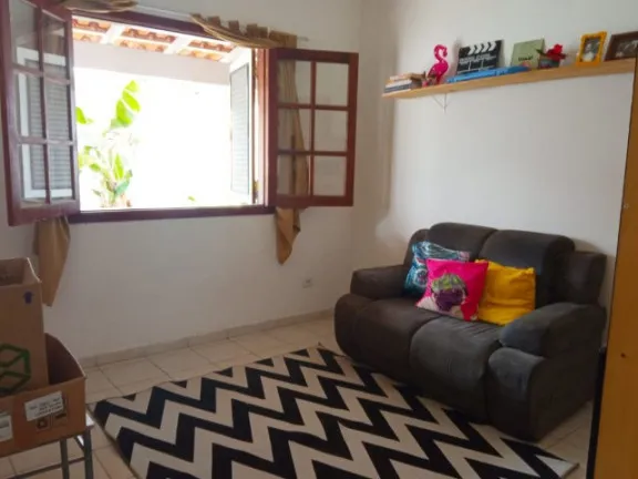 Imagem Sobrado com 4 Quartos à Venda, 250 m² em Balneário Dos Golfinhos - Caraguatatuba