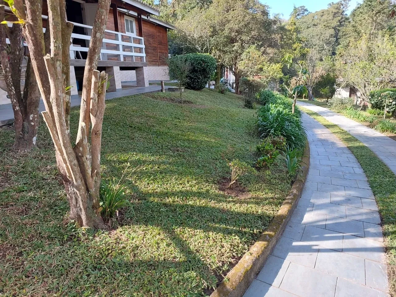 Imagem Chácara com 3 Quartos à Venda, 2000 metros em Jardim Colibri - Embu das Artes