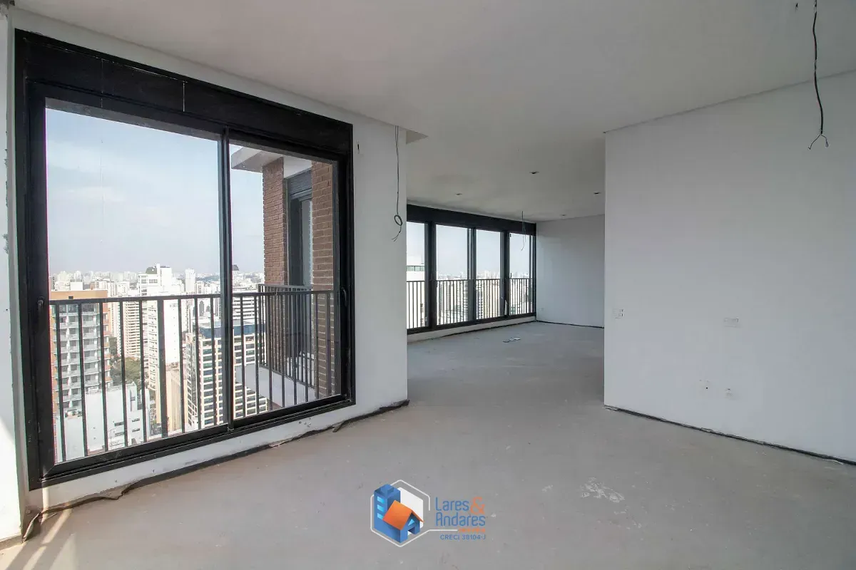 Imagem Cobertura para venda em Moema com 4 quartos, sendo 4 suítes, 688m²