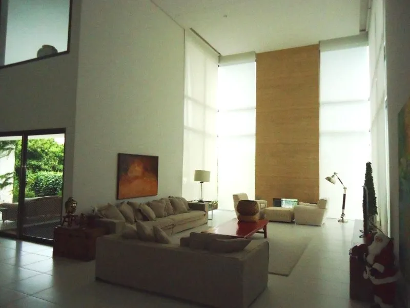 Imagem Imóvel de Luxo em Condomínio Morada do Sol - 8 quartos, 8 suítes, 3 salas, 12 banheiros, 6 vagas, 1.400m² - Vinhedo-SP