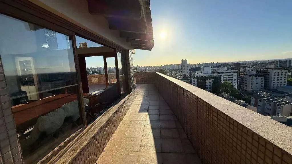 Imagem Cobertura com 4 dormitórios, 2 suítes, lavabo e 3 vagas de garagem.