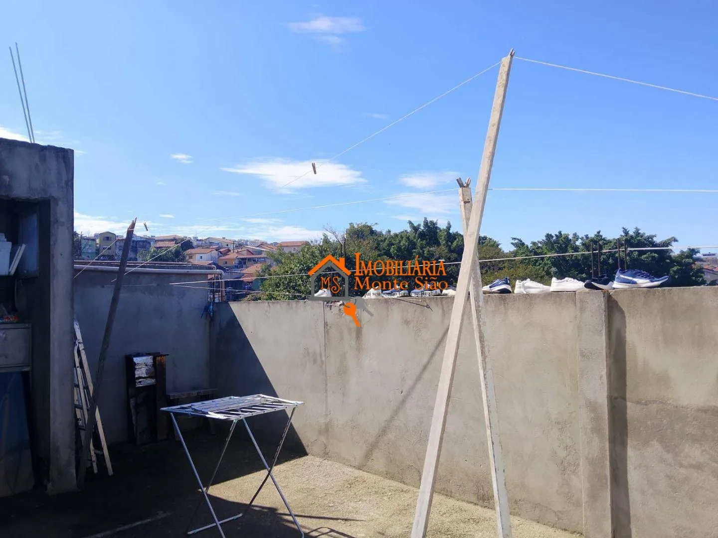 Imagem Sobrado com 2 dormitórios à venda, 300 m² por R$ 520.000,00 - Jardim Palmira - Guarulhos/SP