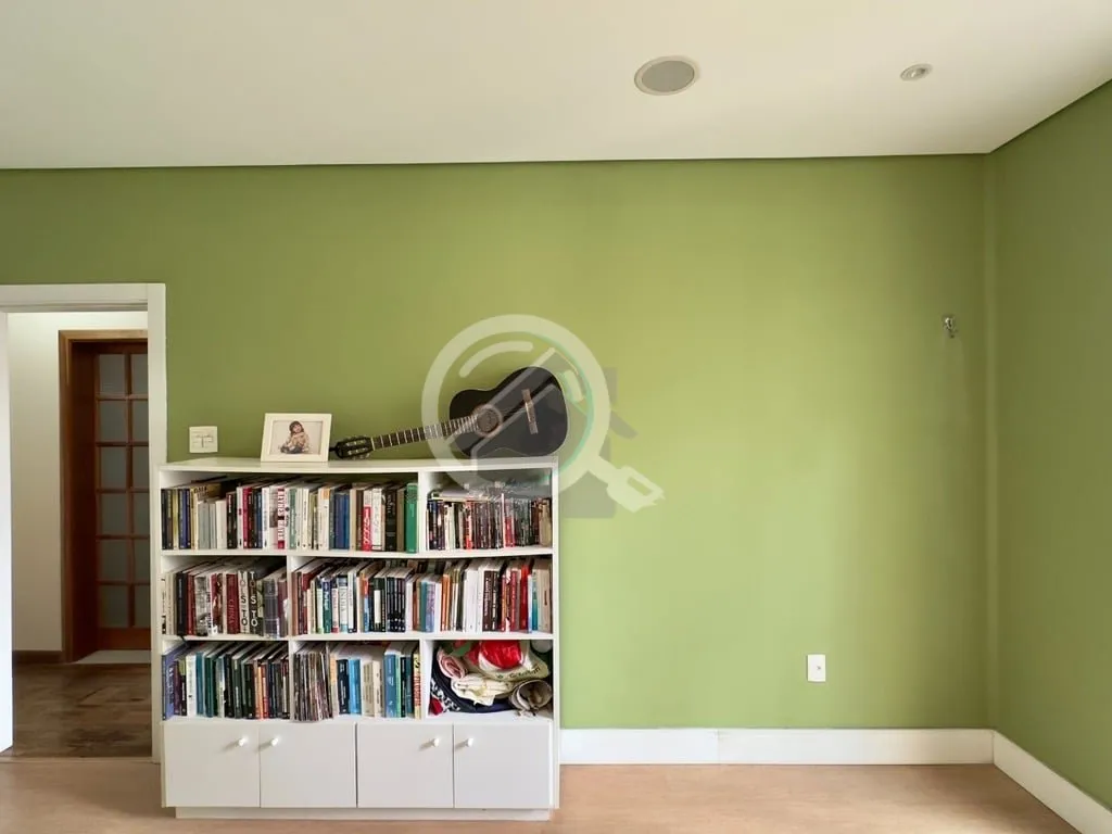Imagem Apartamento de 80m², 3 dormitórios, sendo 1 com sacada, peças ampla, living para 2 ambientes, coz...