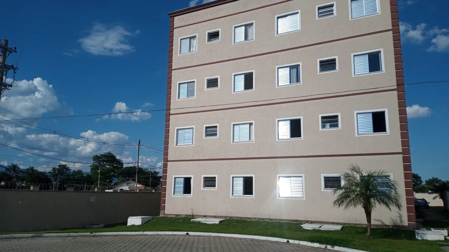 Imagem Apartamento à venda 2 Quartos, 1 Vaga, 48M², Residencial e Comercial Cidade Morumbi, Pindamonhangaba - SP | Condomínio Morumbi