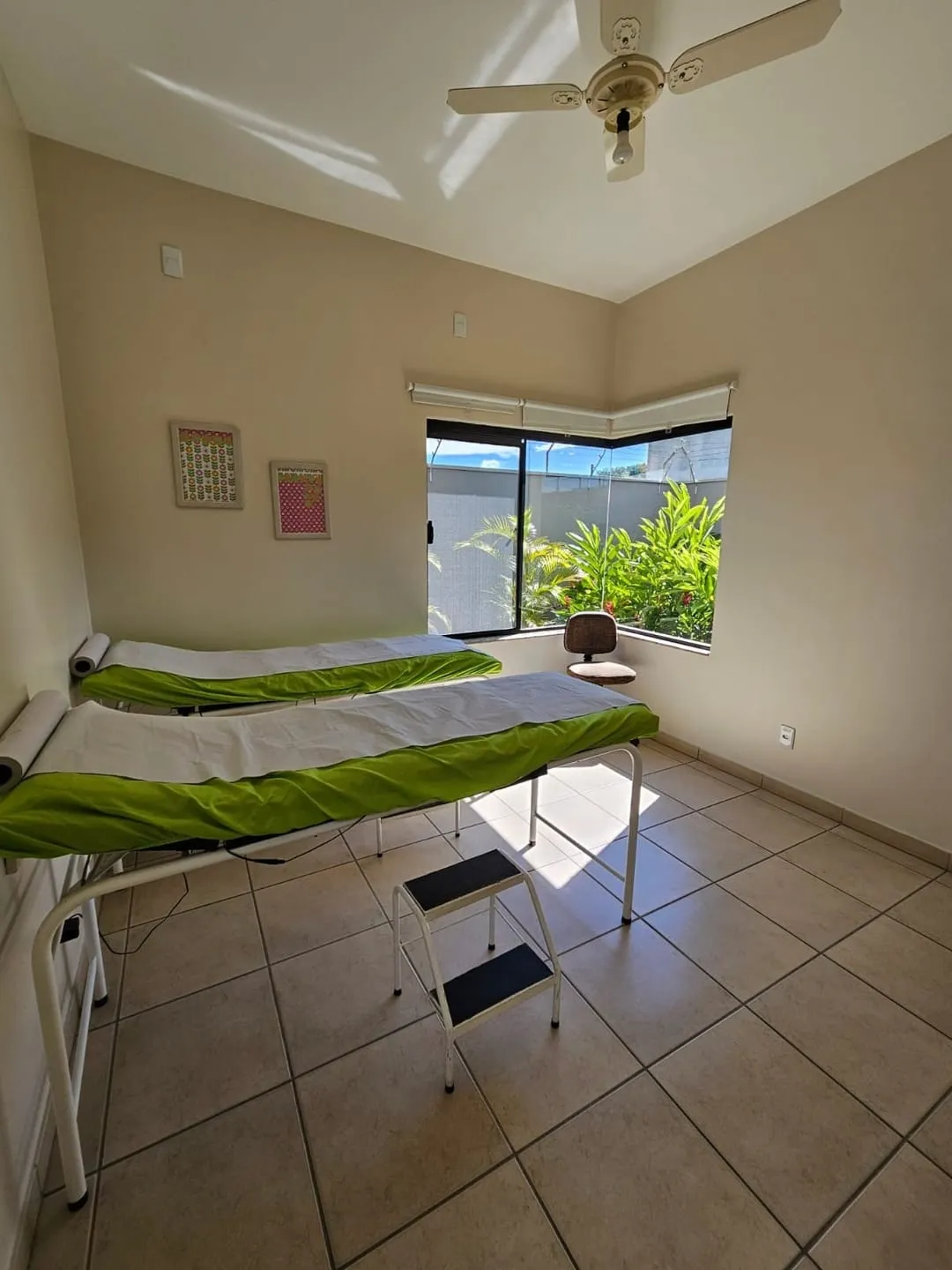 Foto do imóvel Comercial à venda e locação 5 Quartos, 2 Suites, 4 Vagas, 393.74M², Chácara Selles, Guaratinguetá - SP