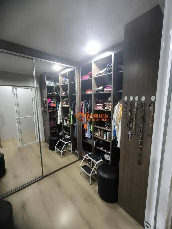 Imagem Sobrado com 3 dormitórios à venda, 356 m² por R$ 970.000 - Jardim Munhoz - Guarulhos/SP