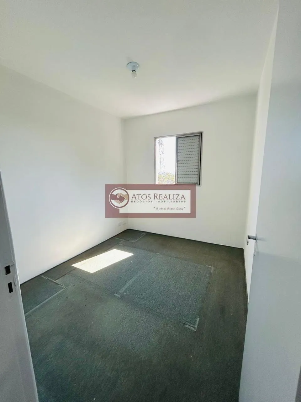 Imagem Apartamento de 2 Dormitórios à Venda no Parque das Árvores, SP, 45m², Valor de Oportunidade..