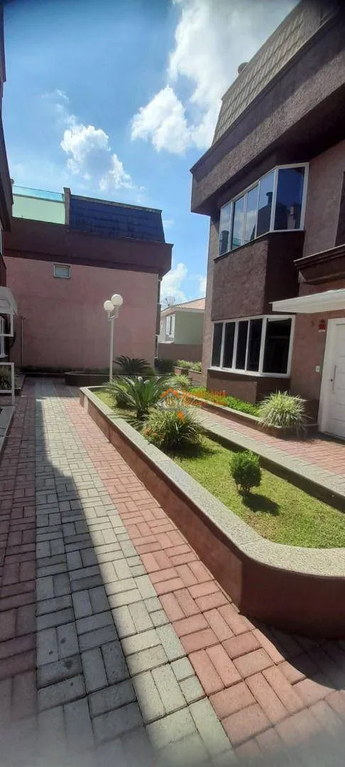 Imagem Sobrado com 3 dormitórios à venda, 300 m² por R$ 1.400.000,00 - Parque Renato Maia - Guarulhos/SP
