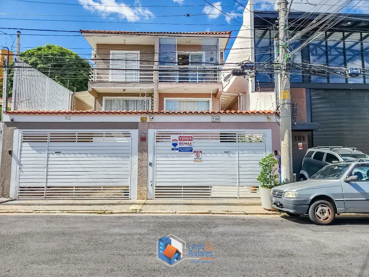 Foto do imóvel Sobrado para venda em Vila Sônia com 3 quartos, sendo 1 suíte, 218m² em Rua Doutor Antônio Barbosa Bueno