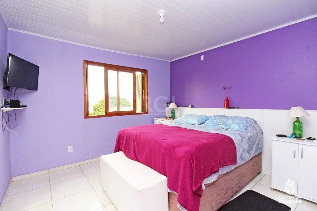 Imagem Casa para Venda - 220m², 2 dormitórios, sendo 2 suites, 3 vagas - Teresópolis