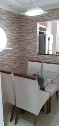 Imagem Casa 02 dormitórios, espaço gourmet com churrasqueira e piscina