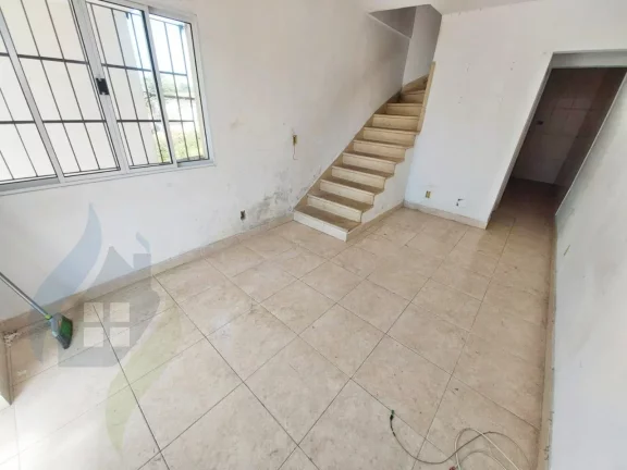 Imagem Casa de 2 dormitórios, 1 sala, 2 banheiros, 1 garagem, com 90m² em Rudge Ramos, São Bernardo do Campo
