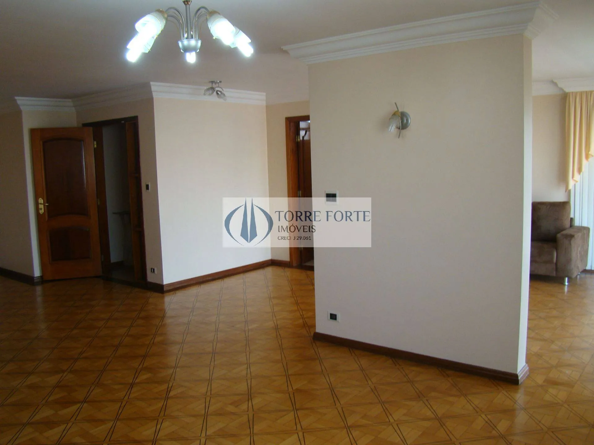 Imagem Lindo Apartamento 300m2 ,localizado na AV Paes de Barros -Mooca
