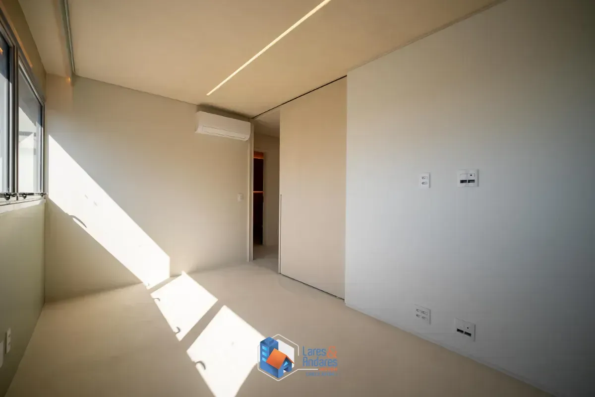 Imagem Apartamento para venda em Vila Romana com 3 quartos, sendo 3 suítes, 184m²