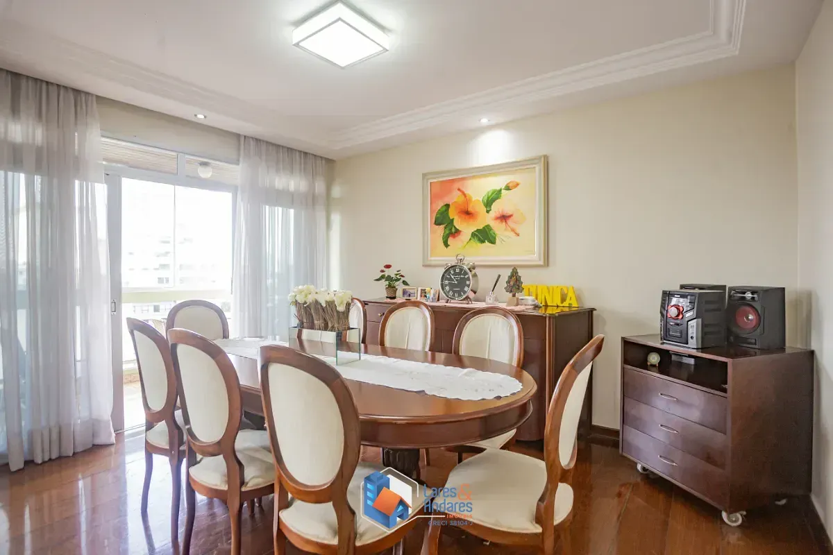 Imagem Apartamento para venda em Campo Belo com 4 quartos, sendo 3 suítes, 220m²