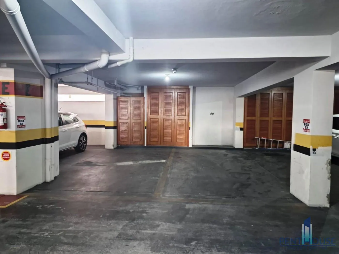 Imagem Apartamento Quadra Mar para Venda em Balneário Camboriú, CENTRO, 3 dormitórios, 1 suíte, 2 banheiros, 2 vagas